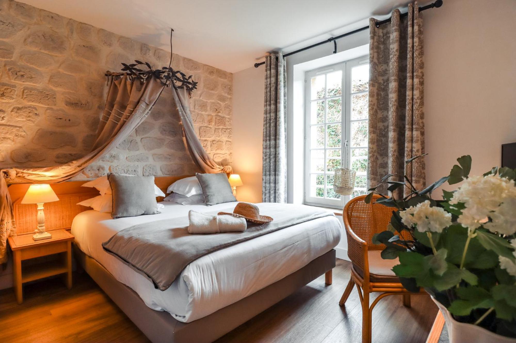 Hôtel Le Pré Galoffre Nîmes Esterno foto
